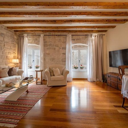 Stone Pearl Heritage Luxury Suite Сплит Екстериор снимка
