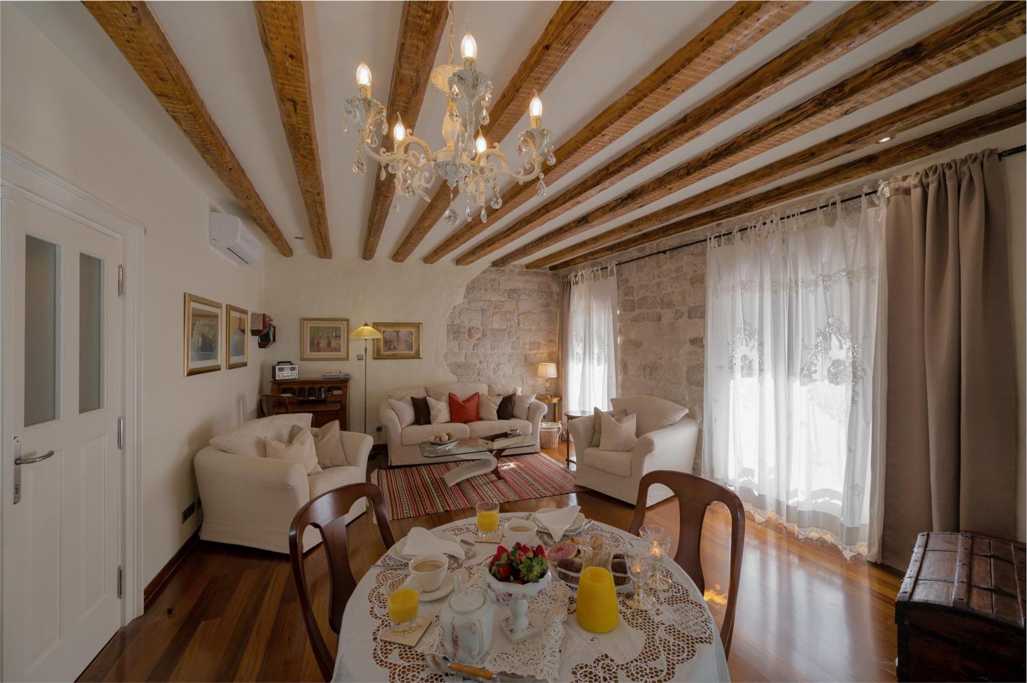 Stone Pearl Heritage Luxury Suite Сплит Екстериор снимка