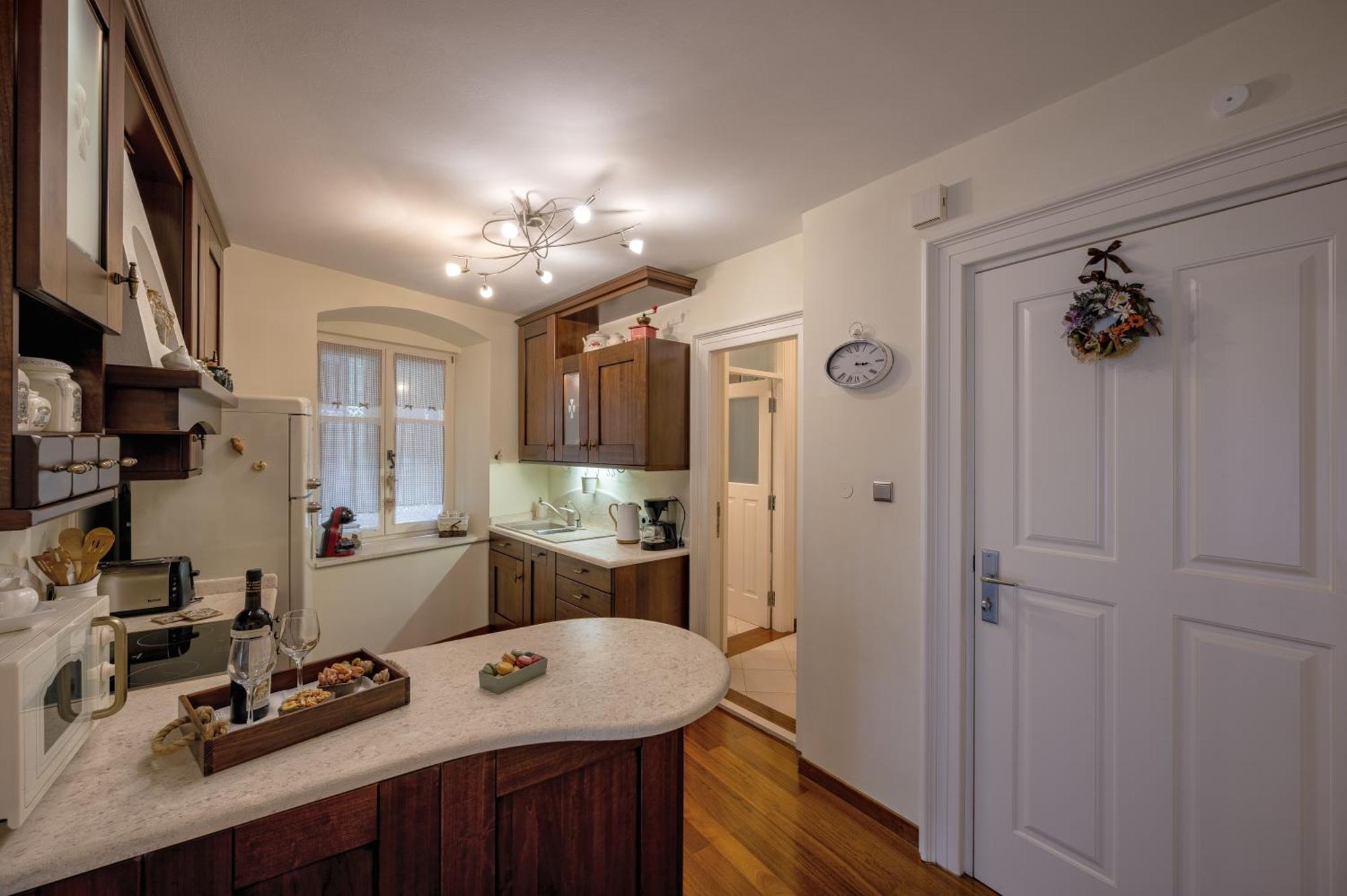 Stone Pearl Heritage Luxury Suite Сплит Екстериор снимка